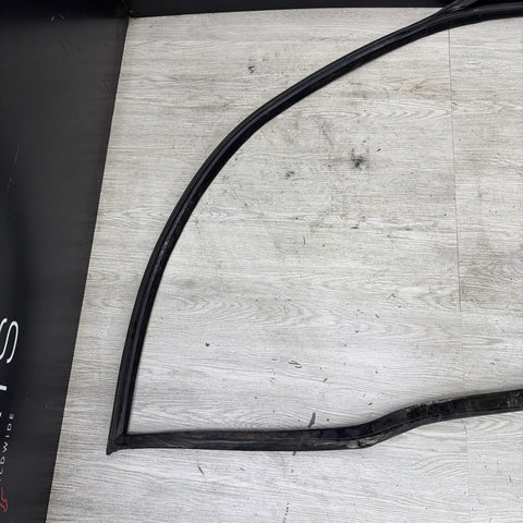 92-99 BMW E36 M3 323 325 328 Front Passenger Weather Strip Seal Coupe Black