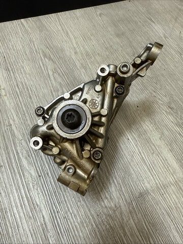 15-20 OEM BMW F80 F82 F83 M3 M4 S55 Engine Oil Lubrication Pump