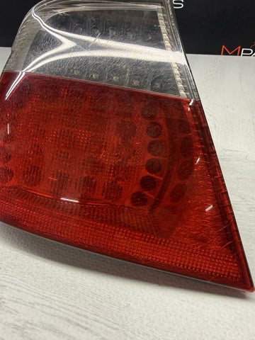 01-06 E46 BMW 330 M3 CONVERTIBLE REAR LED TAIL LIGHT LEFT 6937453 *BAD LEDS