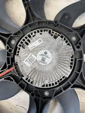 11-17 BMW F01 F06 F07 F10 F12 F13 535I 640I 740I ENGINE COOLING FAN SHROUD OEM