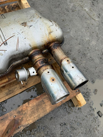 (PICKUP ONLY) 2010-2014 BMW E70 E71 X5M X6M S63 Exhaust Muffler Rear OEM