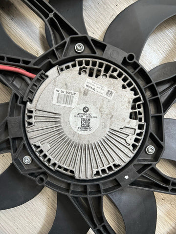 BMW 15-20 F80 F82 F83 M3 M4 Engine Cooling Fan Assembly OEM 2284887