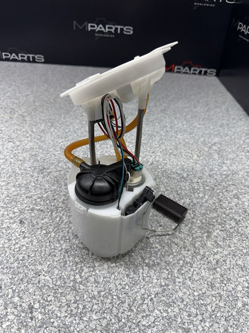 Original BMW F70 F74 228 Fuel Pump 5A3EB53