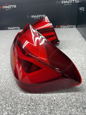 15-18 BMW F30 320 330 F80 M3 LCI Rear Tail Lights Taillights Set OEM