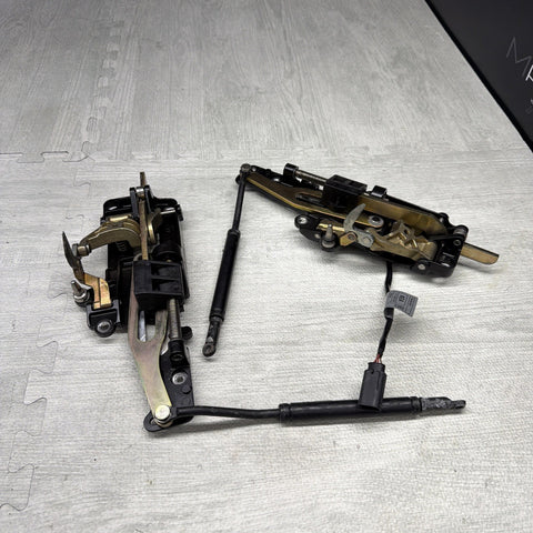 01-06 BMW E46 325 330 M3 - Convertible Top Latches Motors  - 7031361 7031362 OEM