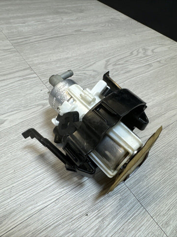 Fuel Pump Assembly 00-03 BMW E39 M5