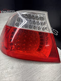 01-06 E46 BMW 330 M3 CONVERTIBLE REAR LED TAIL LIGHT DRIVER 6937453 *Notes*