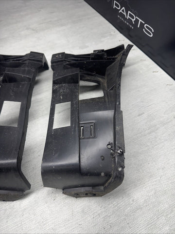 01-06 BMW E46 M3 LEFT RIGHT DRIVER FRONT BUMPER COVER GUARD BRACKET PAIR 2695247