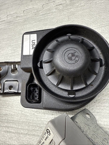 01-06 US BMW E46 M3 3 SERIES ALARM SIREN + TILT SENSOR OEM 8383153