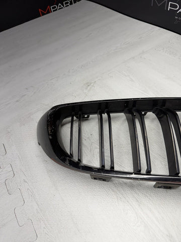 BMW 15-20 F80 F82 F83 M3 M4 Right Passenger Bumper Kidney Grille OEM *Painted