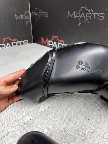 06-10 BMW E60 M5 INTAKE DUCTS 13717521012