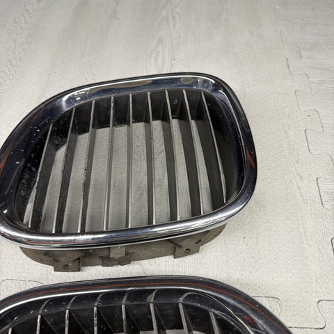 BMW Z3M Z3 M Front Kidney Grills Grilles OEM Set