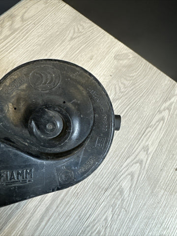 2008-2013 BMW E90 E92 E93 M3 Factory Horns Low Pitch USED OEM