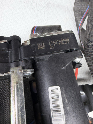 BMW G82 M4 21-25 Coupe Front Right Side Seat Belt Assembly 72118097752 OEM