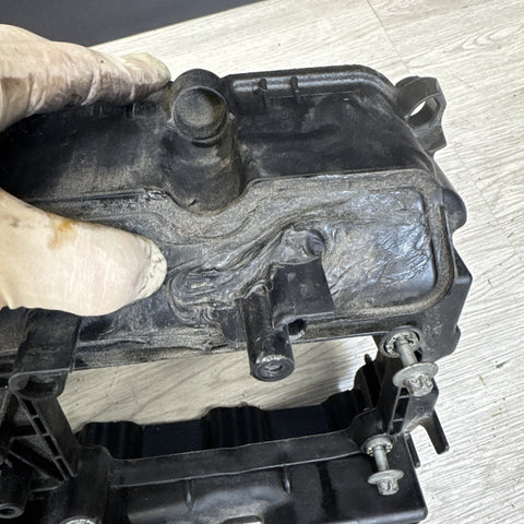 15-21 BMW F80 F82 F83 F87 M2 M3 M4 S55 ENGINE CYLINDER HEAD VALVE COVER *Notes*