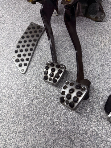 04-09 HONDA S2000 S2K PEDAL SET GAS BRAKE & CLUTCH PEDALS W ALL SENSORS OEM