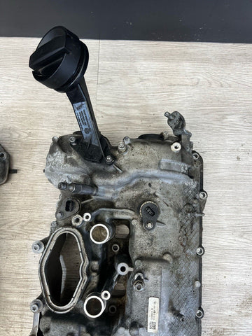 9845961 Cylinder Head Valve Covers OEM BMW X6 M F96 XM G09 S68