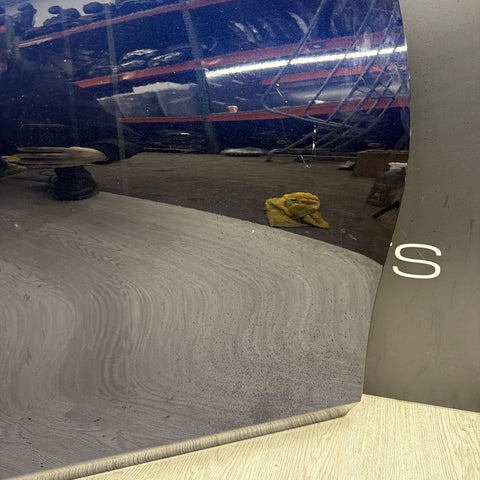 (PICKUP ONLY) BMW 21-26 G20 330 G80 M3 Sedan Front Right Passenger Door Shell