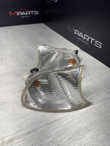 02-06 BMW E46 325 328 M3 Clear Corner Lights Tail Lamps 6919651 6919652
