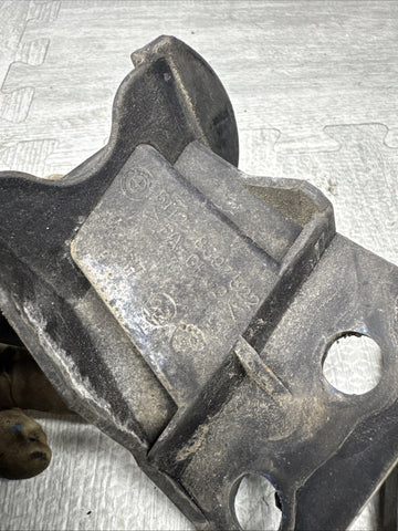 96-02 BMW E36/7 Z3 SET OF 2 REAR BUMPER LEFT & RIGHT SUPPORT BRACKET OEM