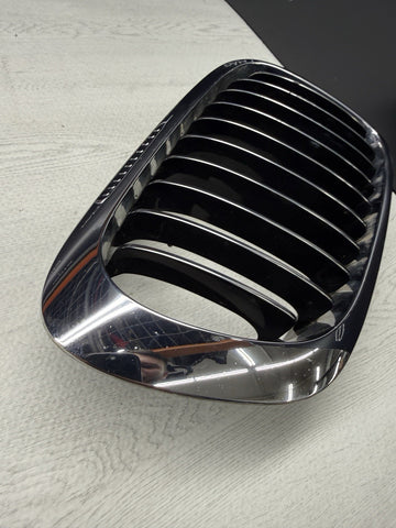 BMW 01-06 E46 M3 Standard Front Kidney Grilles Chrome Set