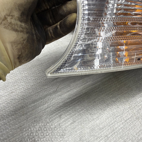 2001 BMW E46 325 328 M3 Clear Corner Lights Tail Lamps 6919651 6919652 *Notes*