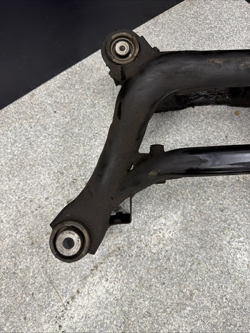 01-06 BMW E46 M3 REAR SUSPENSION SUBFRAME AXLE CARRIER CRADLE