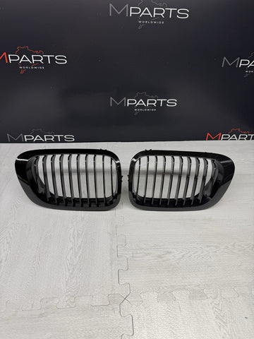 01-06 BMW E46 M3 Front Kidney Grilles Grills Gloss Black