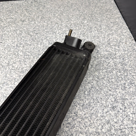 08-13 OEM BMW E90 E92 E93 M3 S65 Engine Oil Cooler 2284075