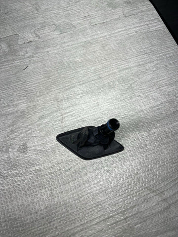 OEM BMW F80 F82 F83 M3 M4 Front Bumper Left Nozzle Washer Cover Sapphire Black