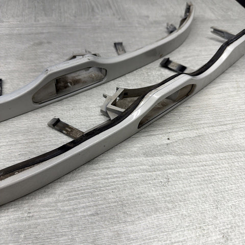 BMW E46 M3 01-06 FRONT RIGHT LEFT HEADLIGHT MOLDING PAIR ALPINE WHITE *Notes*