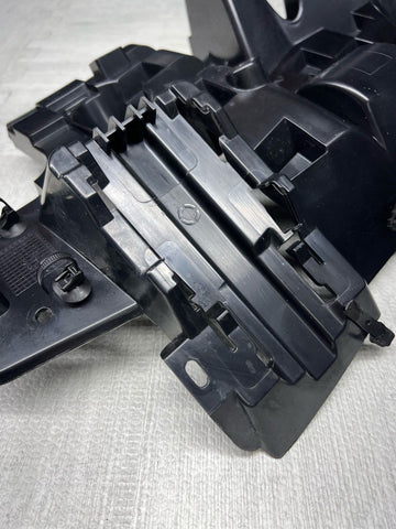 BMW 20-25 F96 X6M Rear Right Passenger Side Bumper Bracket Mount