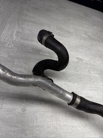 BMW 18-25 F90 F92 F93 M5 M8 Front Upper Coolant Radiator Hose Pipe Line Assembly