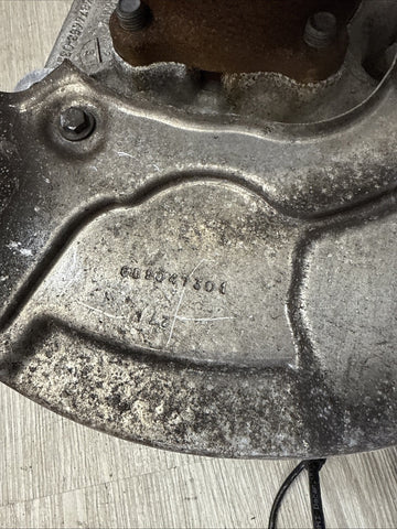 BMW 20-25 F96 X6M REAR LEFT DRIVER SIDE SPINDLE KNUCKLE HUB