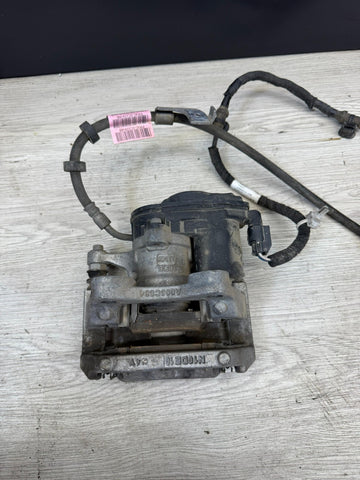 2024-2025 Ford Mustang Left Rear Brake Caliper Assembly + Brake Hose Line OEM