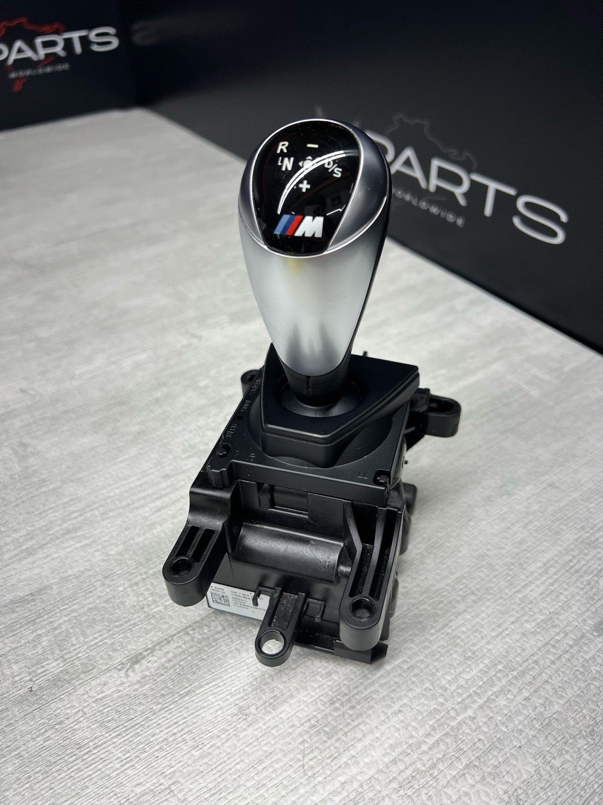 gear shifter bmw BMW 12-16 F10 M5 OEM Gear Shifter Selector Shift Knob