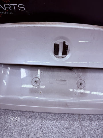(PICKUP ONLY) BMW F82 M4 Coupe Rear Trunk Deck Lid Panel Mineral White