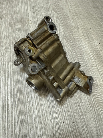 15-20 OEM BMW F80 F82 F83 M3 M4 S55 Engine Oil Lubrication Pump