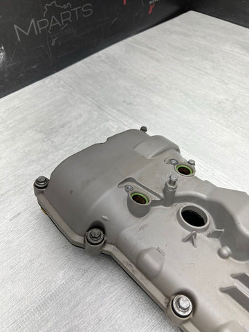 08-13 BMW E90 E92 E93 M3 S65 LEFT DRIVER SIDE ENGINE VALVE COVER