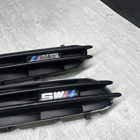 06-10 E60 M5 Black Fender Grills Grilles