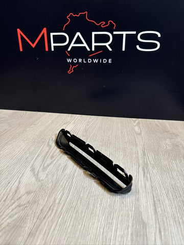 BMW F80 F82 F83 M3 M4 REAR RIGHT BUMPER MOULDING 51128056586 8056586 ORIGINAL