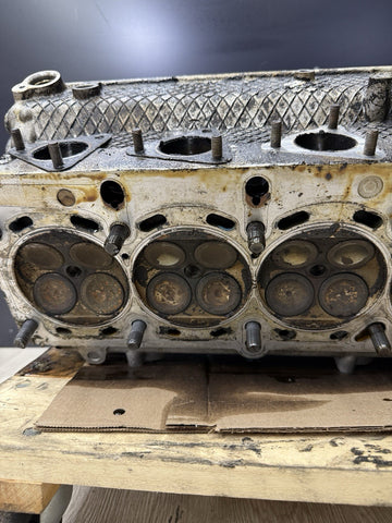 01-06 BMW E46 M3 S54 Motor Engine Cylinder Head Complete No Cams