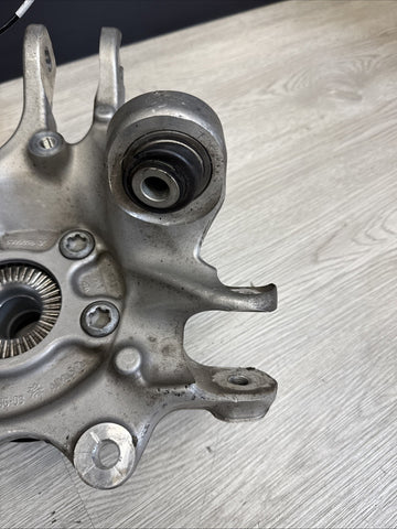 21-24 BMW G80 G82 G83 G87 M2 M3 M4 Rear Suspension Right Knuckle Hub Spindle