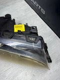BMW 2001-2006 RIGHT HEADLIGHT 12V SAE-XENON  1 305 621 772 - Automotive Lighting