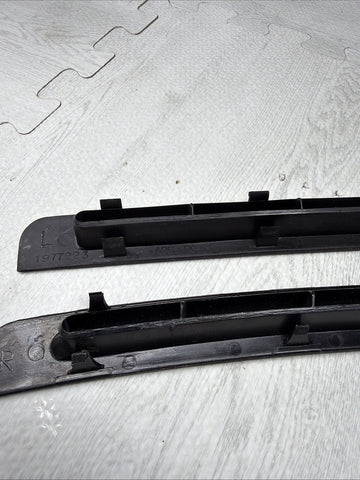 BMW E36 DASHBOARD DEFROSTER NOOZLE COVER LEFT / RIGHT OEM 1977224 1977223