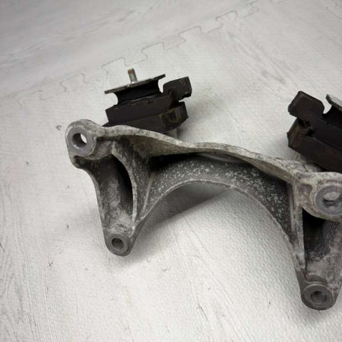 08–13 BMW E90 E92 E93 M3 DCT Supporting Bracket Gearbox Mount Holder OEM 7840415