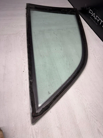 BMW 98-02 Z3 M Z3M Coupe Right Passenger Side Window Glass