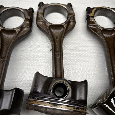 2003 Honda S2000 AP1 F20C 2.0L Pistons / Connecting Rods