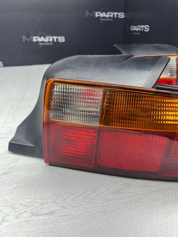BMW Z3 Z3M Roadster Shoe Rear Tail Lights Clear OEM Pair Set
