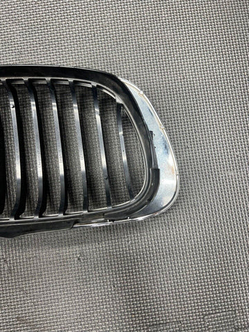 01-06 BMW E46 M3 Front Left Driver Chrome Frame Kidney Grille Genuine